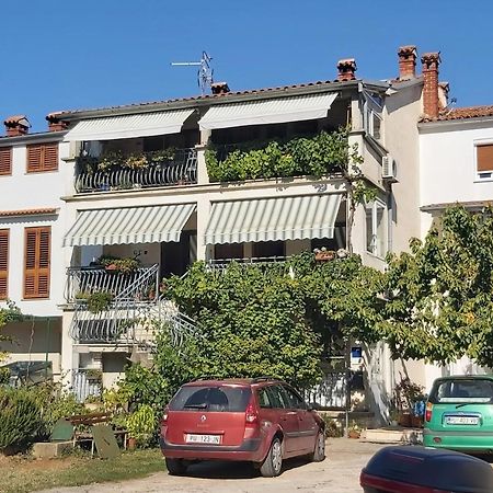 Apartments And Rooms By The Sea Rovinj - 19183 ภายนอก รูปภาพ