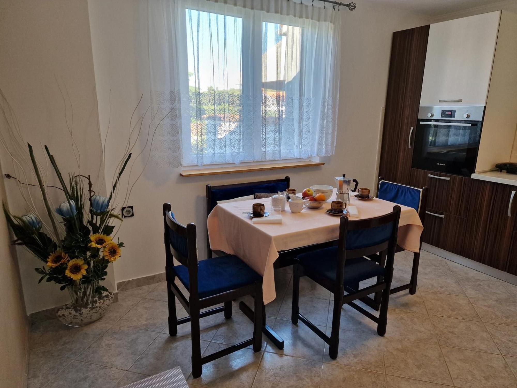 Apartments And Rooms By The Sea Rovinj - 19183 ภายนอก รูปภาพ